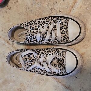 Girls Cheetah Converse